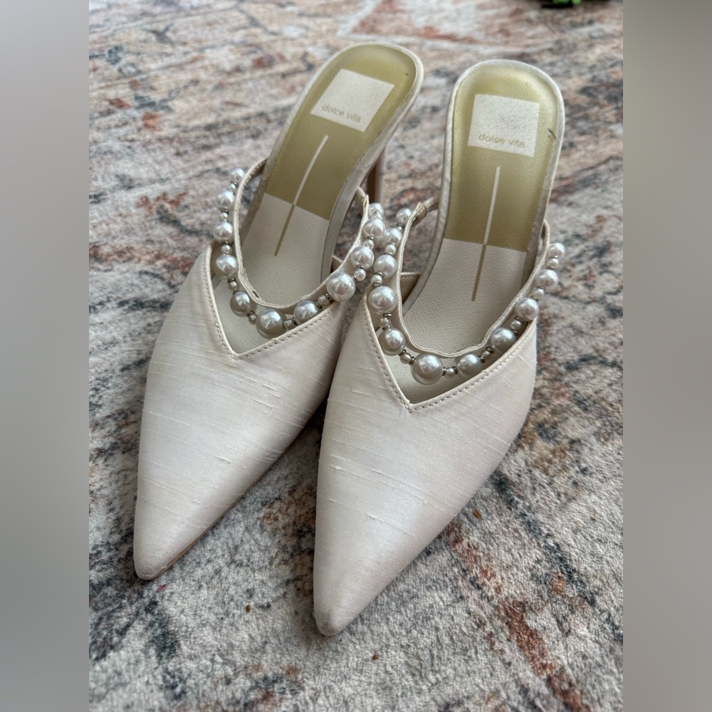 Dolce Vita Kanika Pearl Heels Vanilla Silk